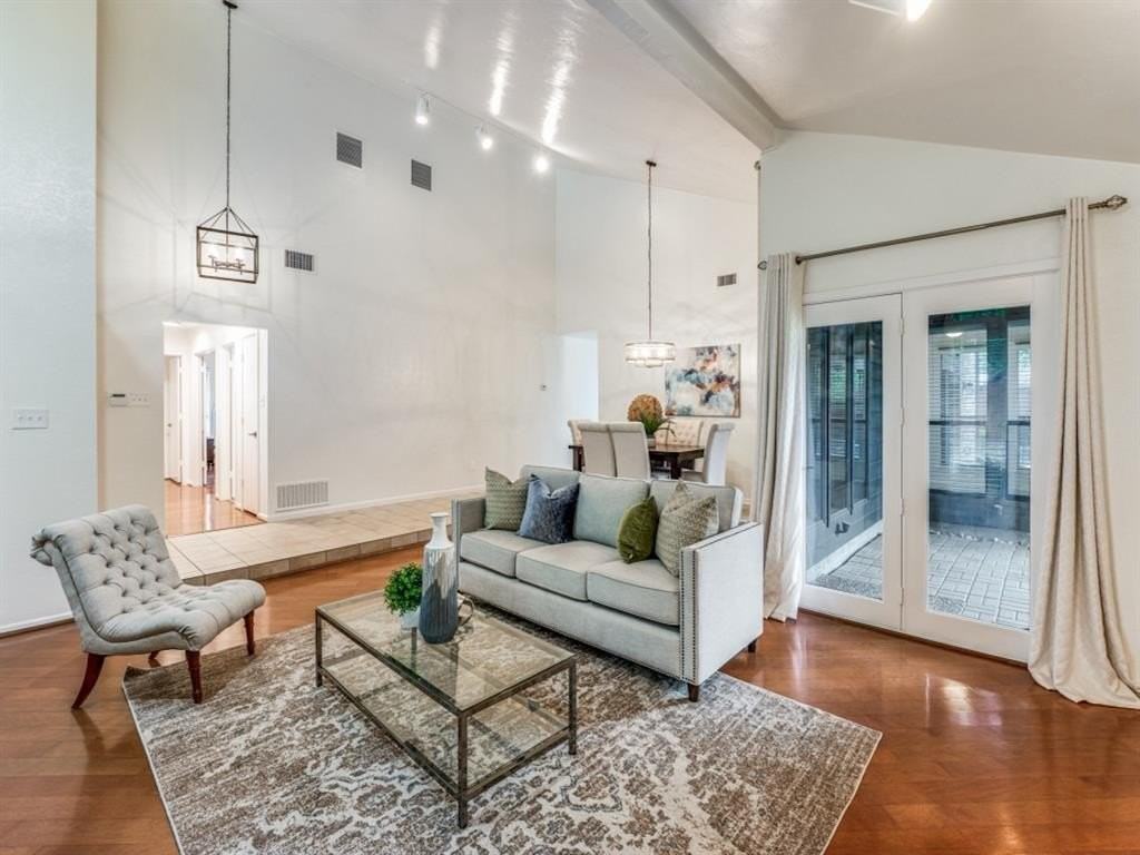 4131 Bretton Bay Ln - Photo 4 of 26