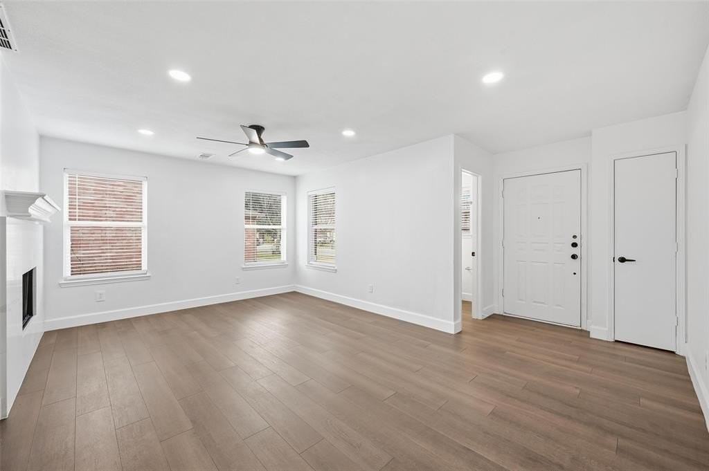 2524 Tan Oak Dr - Photo 4 of 19