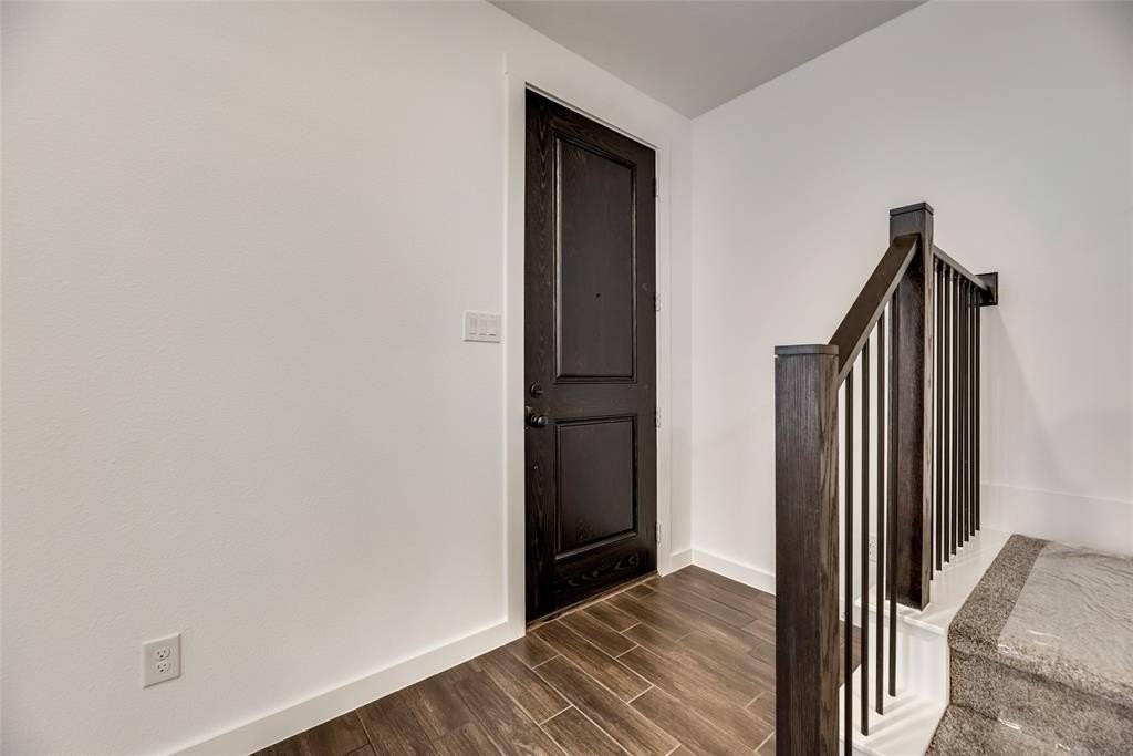 1366 Madison Ave - Photo 3 of 18