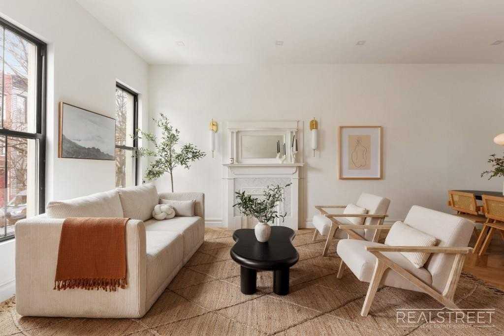 16 Goodwin Pl #2 - Photo 2 of 21