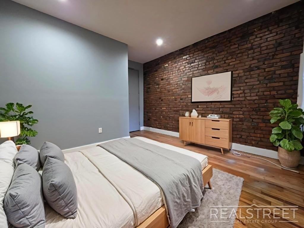 1362 Saint Johns Pl #1 - Photo 7 of 10