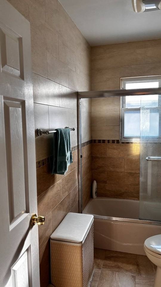 8608 144th St - Photo 7 of 11