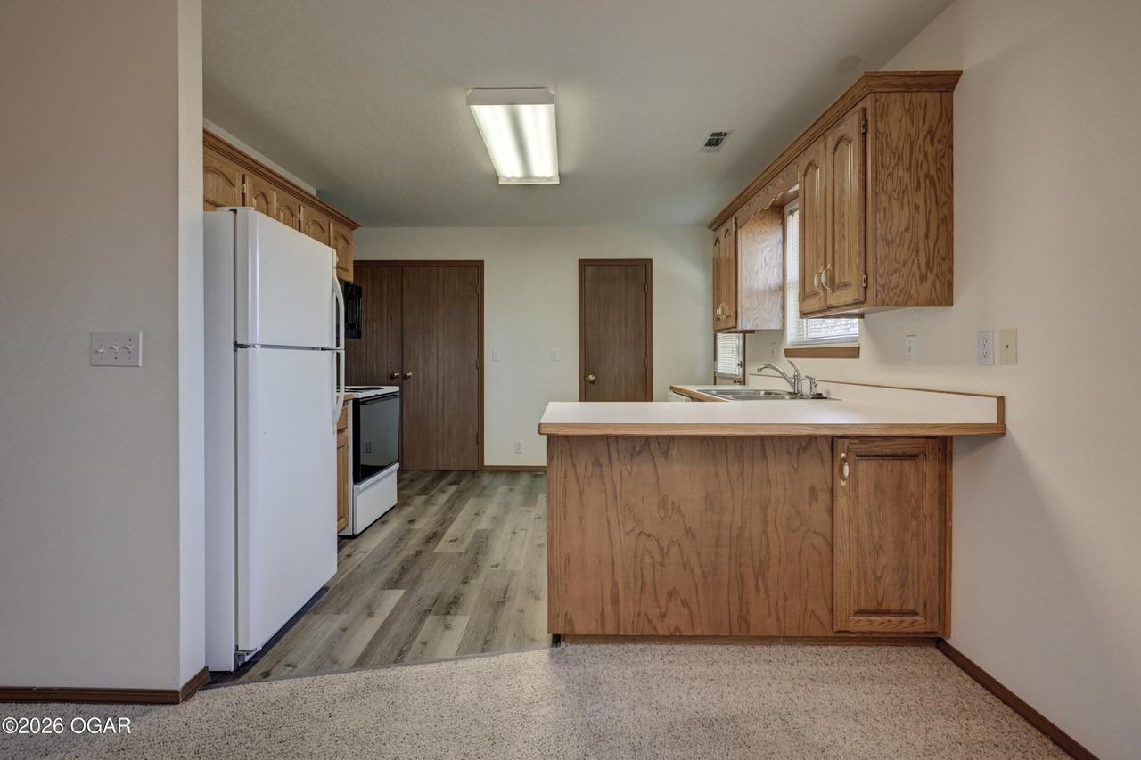 3112 Adele Ct - Photo 5 of 16