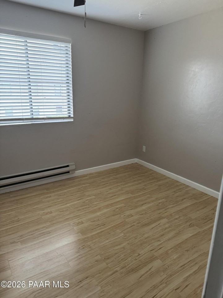 845 Sunset Ave Apt D #D - Photo 2 of 10