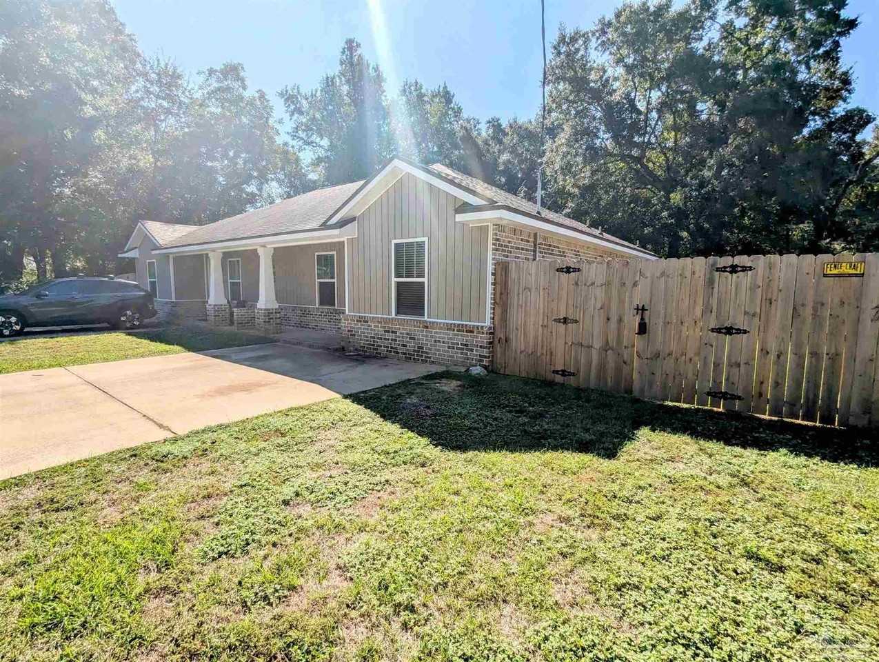 1603 Blackwell Ln #B - Photo 2 of 27