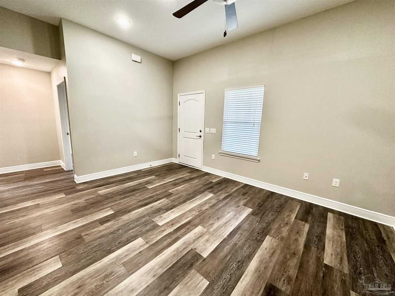 1603 Blackwell Ln #B - Photo 5 of 27