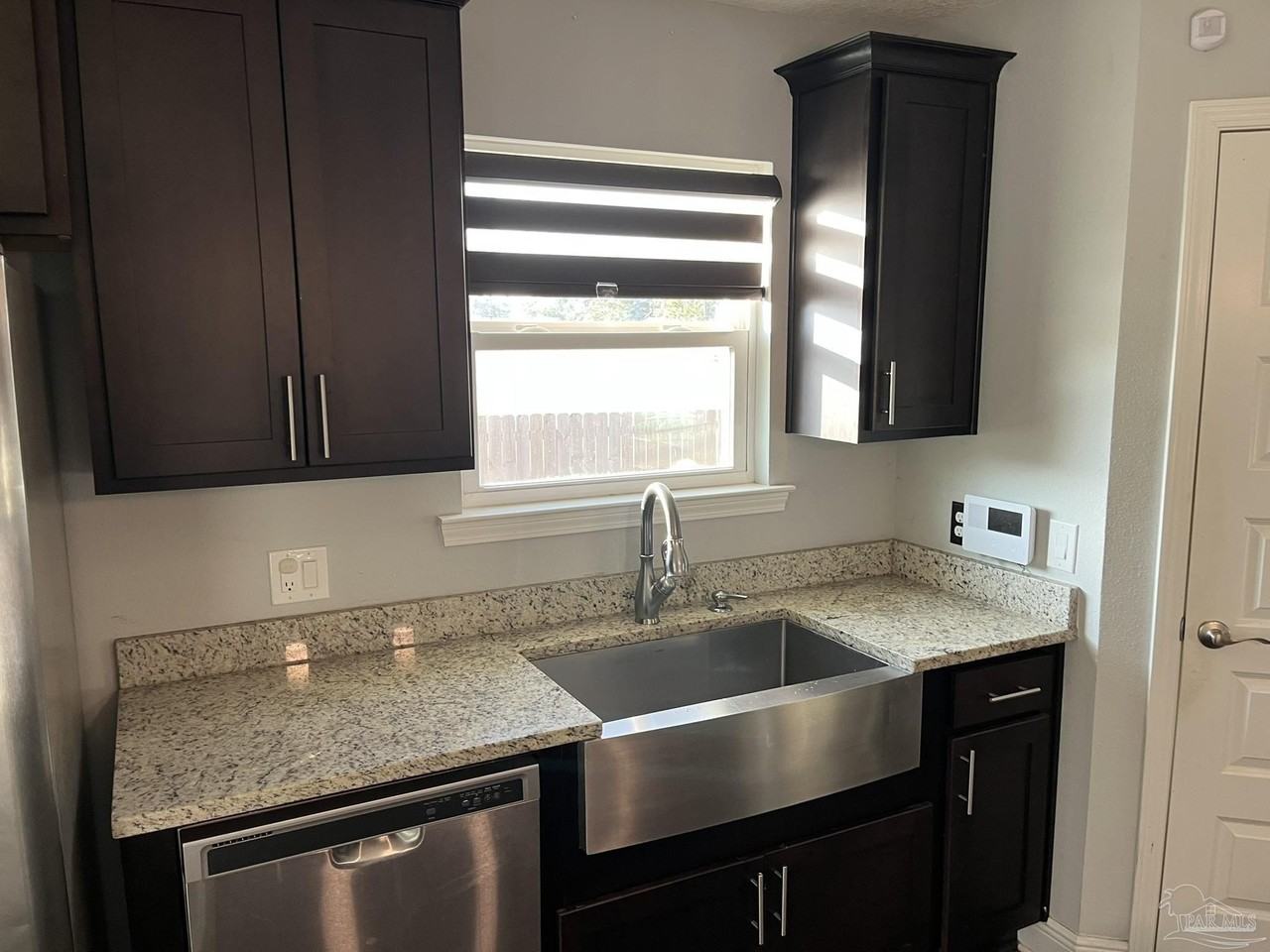 5370 Harmony Ln - Photo 5 of 30