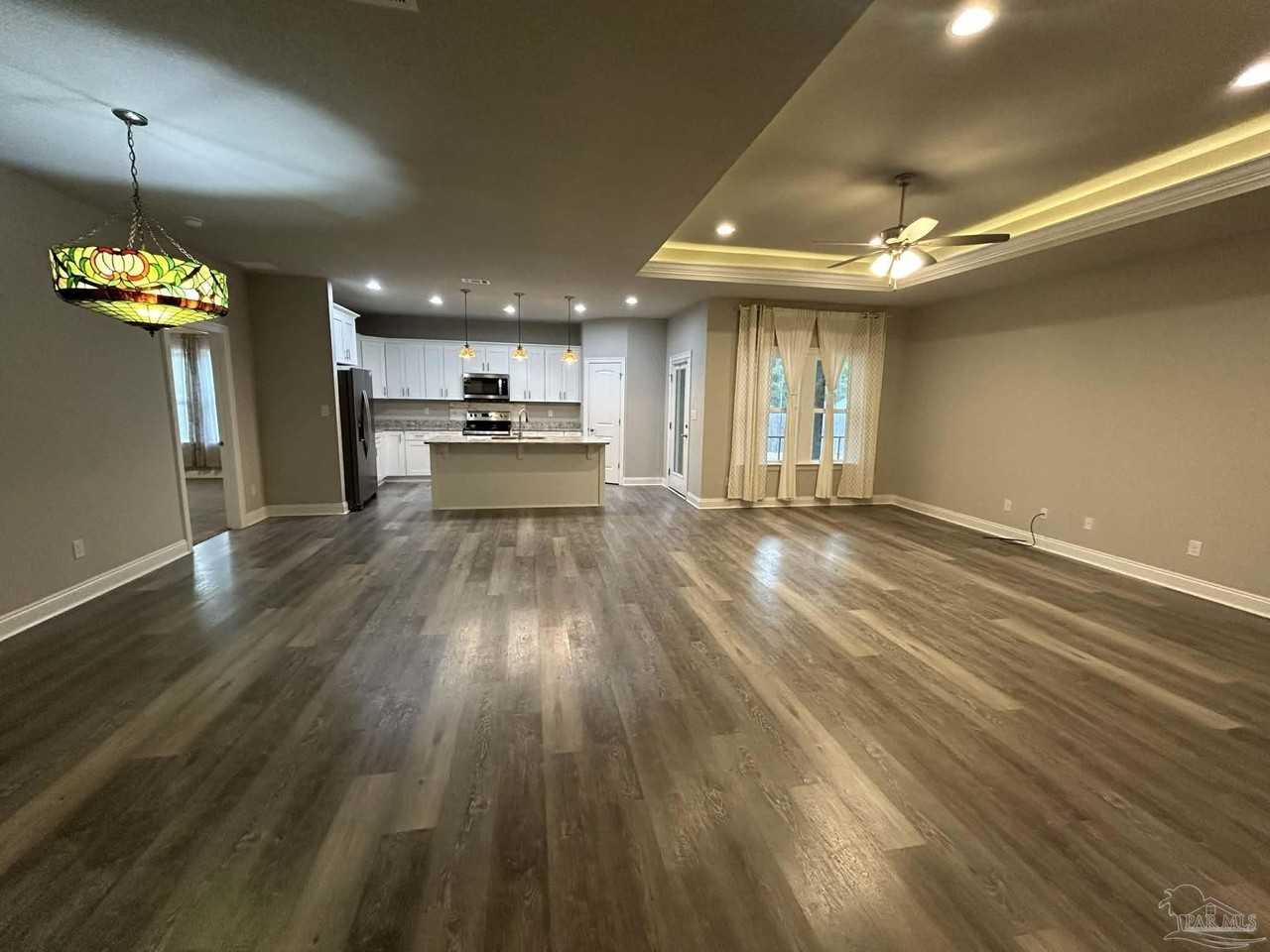 5851 Anderson Ln - Photo 4 of 36