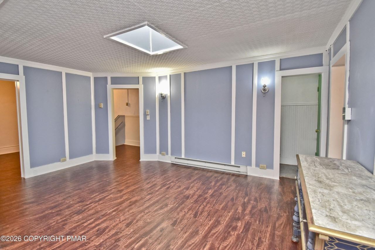 768 Main St - Photo 5 of 22