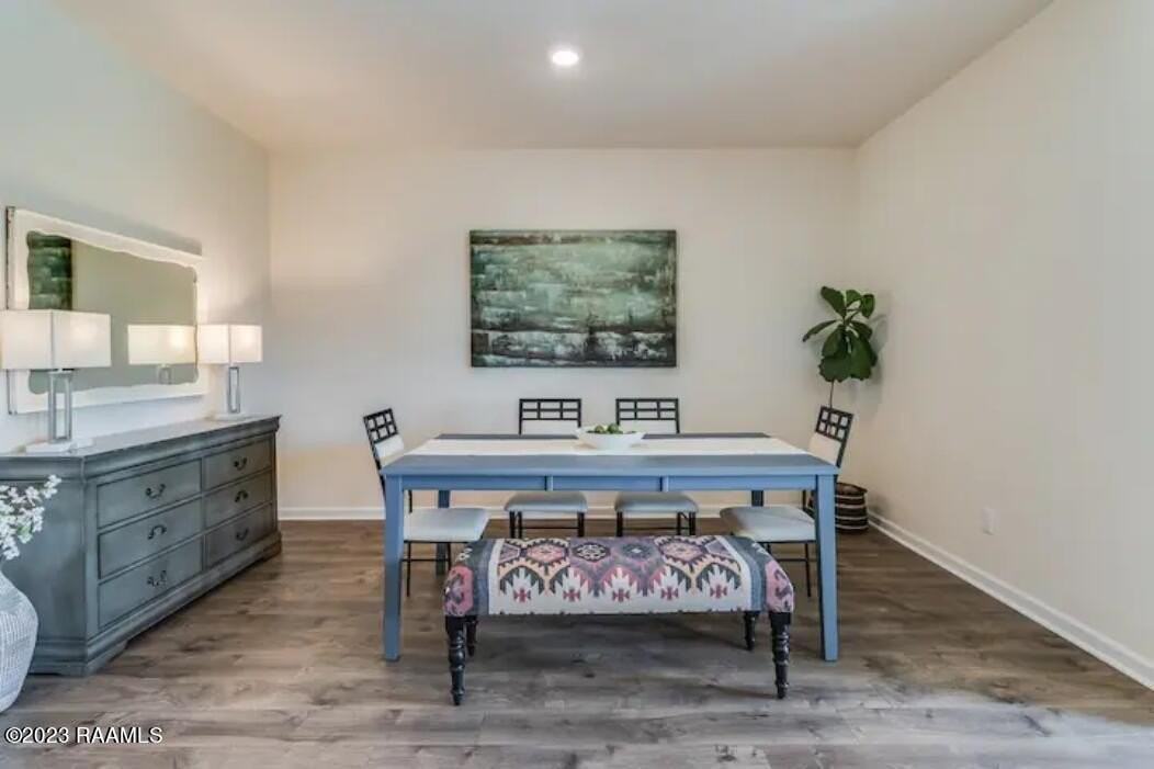 406 Starlight Dr - Photo 3 of 22