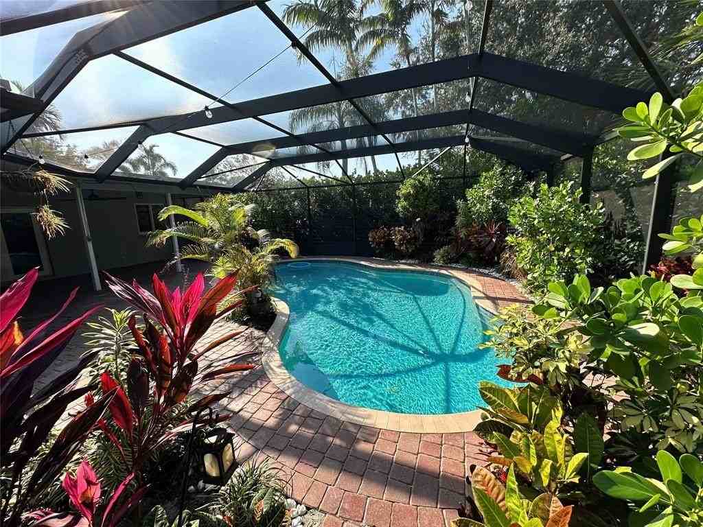 3341 Liberty St - Photo 2 of 30