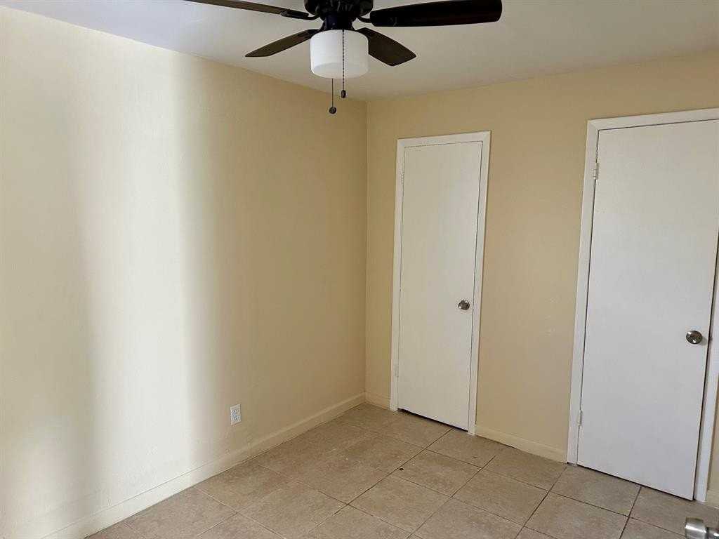 113 Nw 27th Ave #10 - Photo 4 of 5