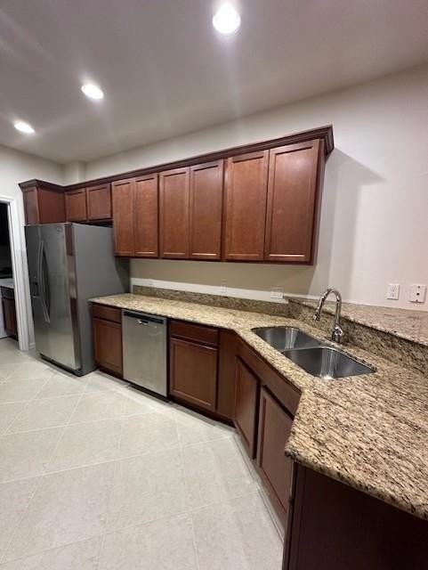 1143 N Community Dr - Photo 4 of 15