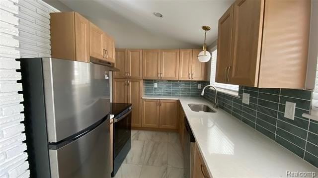 19051 Merriman Rd - Photo 5 of 22