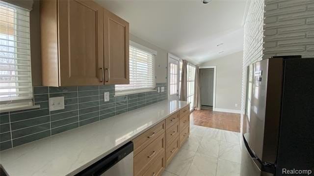 19051 Merriman Rd - Photo 7 of 22