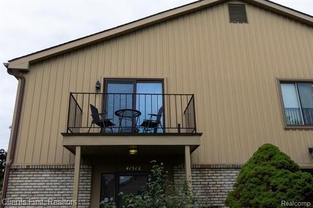 41512 Bedford Dr - Photo 2 of 21