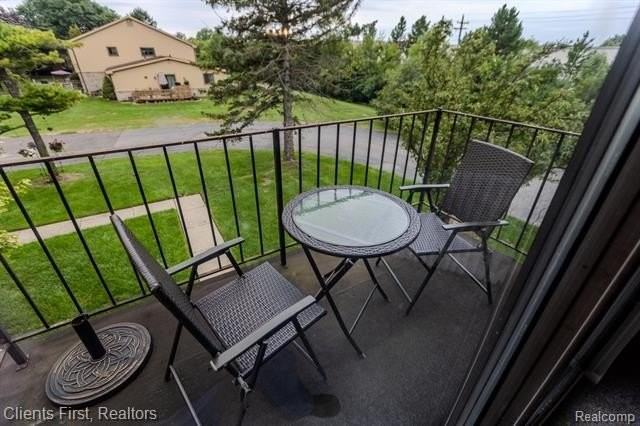 41512 Bedford Dr - Photo 5 of 21