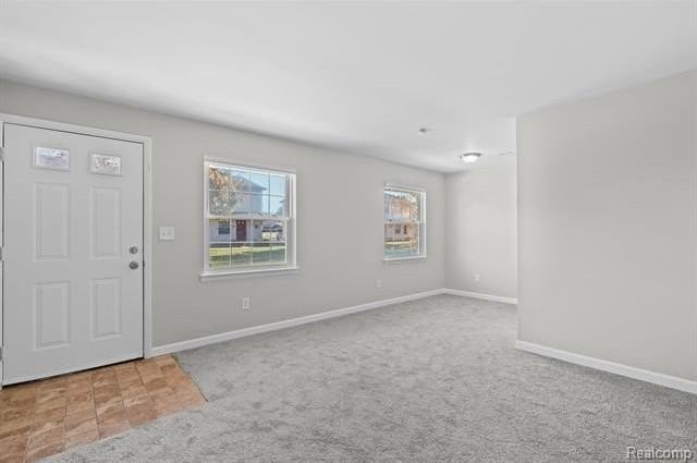 162 Princeton Dr - Photo 2 of 17