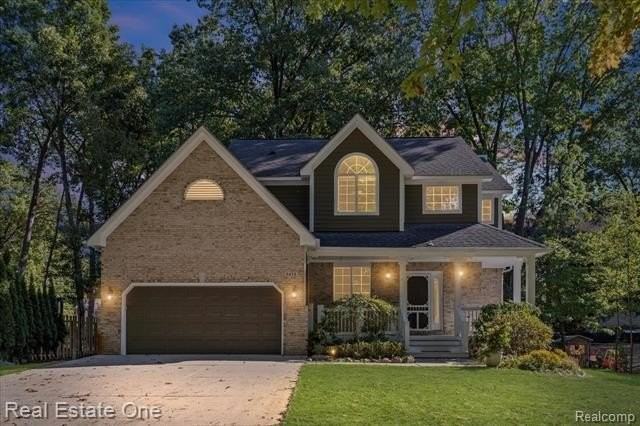 2475 Horace St - Photo 2 of 35