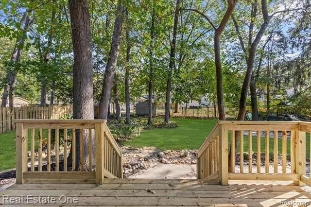 2475 Horace St - Photo 7 of 35