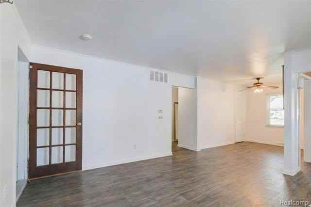 12851 Saratoga St - Photo 2 of 17