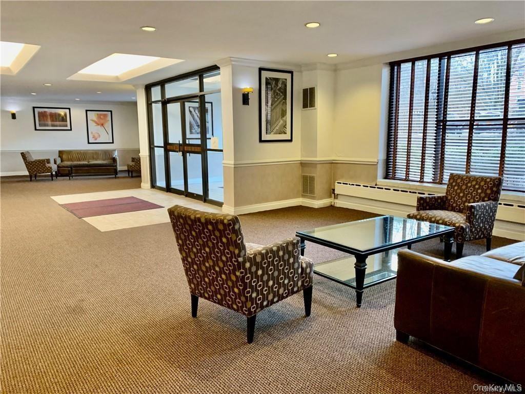 1 Vincent Rd - Photo 3 of 31