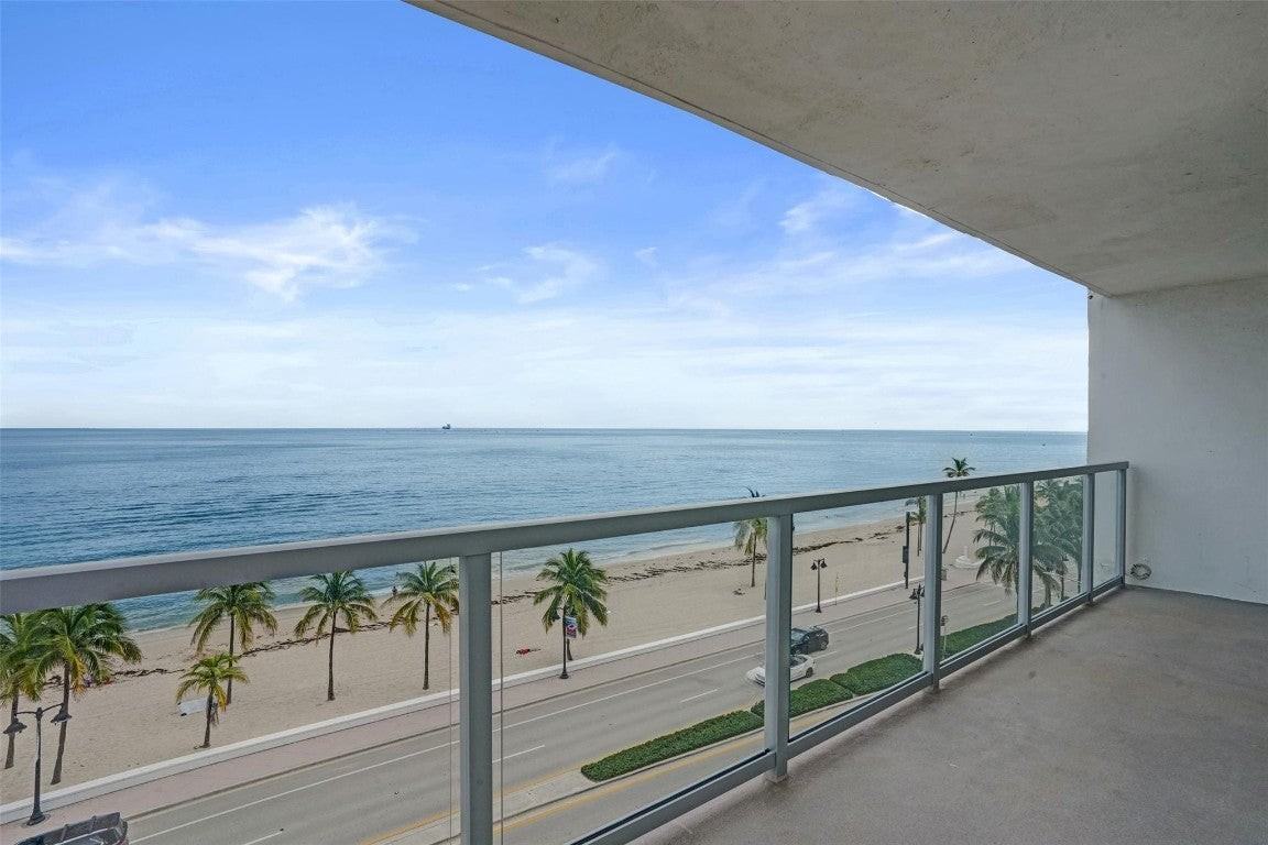 209 N Fort Lauderdale Beach Blvd - Photo 4 of 50