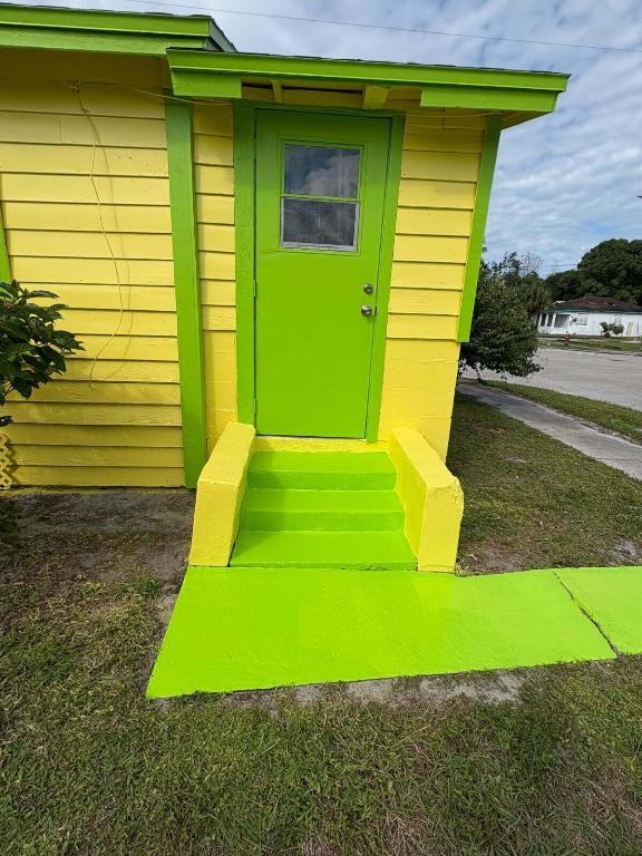 713 N 19th St - Photo 4 of 11