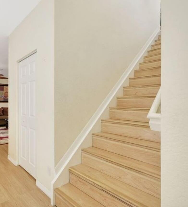 9322 Treasure Coast St - Photo 3 of 10