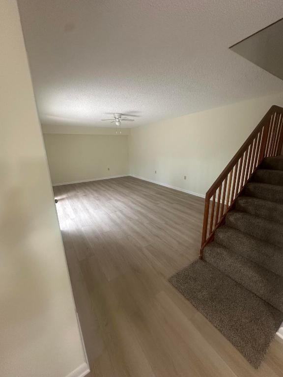 1014 10th Way - Photo 7 of 38