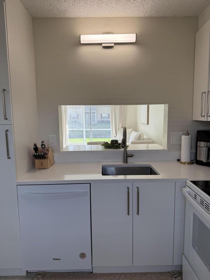 3648 N University Dr #3 - Photo 7 of 18