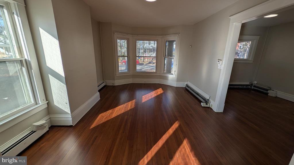 48 Hillcrest Ave - Photo 3 of 19