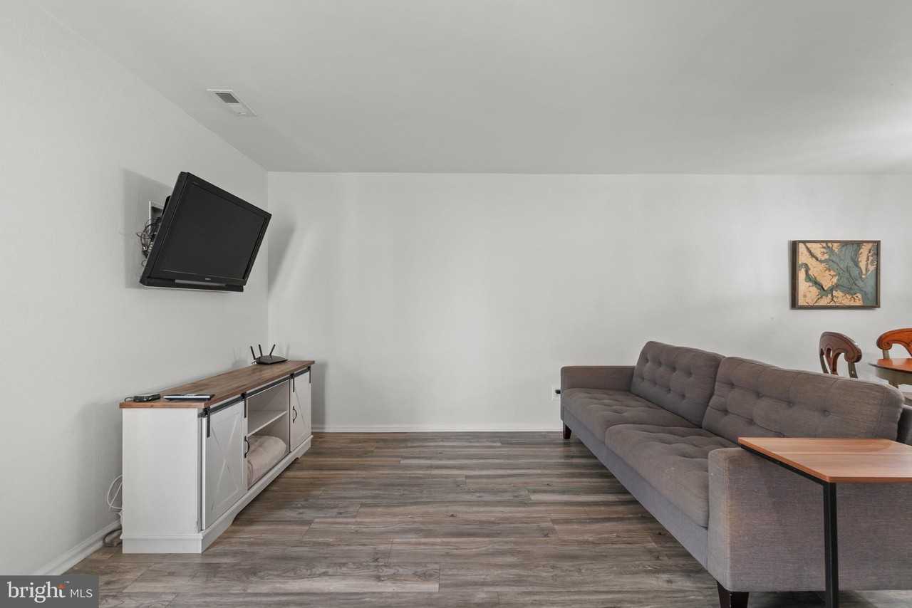 3182 E Ocean View Ave ##15 - Photo 4 of 30