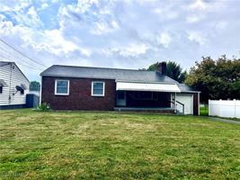 featured image of 301 Park Dr