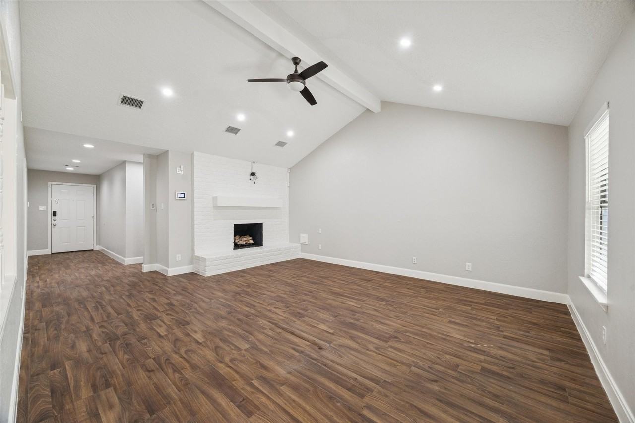 2511 Nelwood Dr - Photo 5 of 28