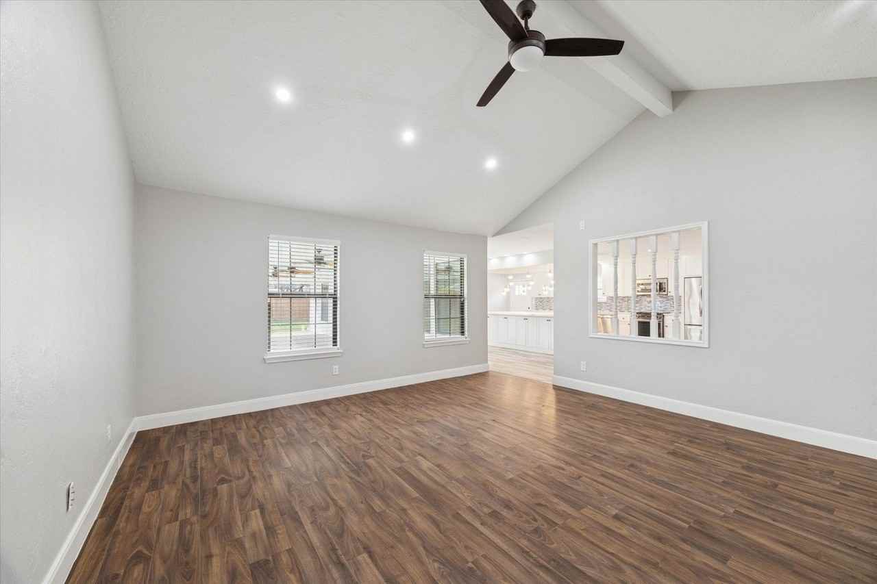 2511 Nelwood Dr - Photo 7 of 28