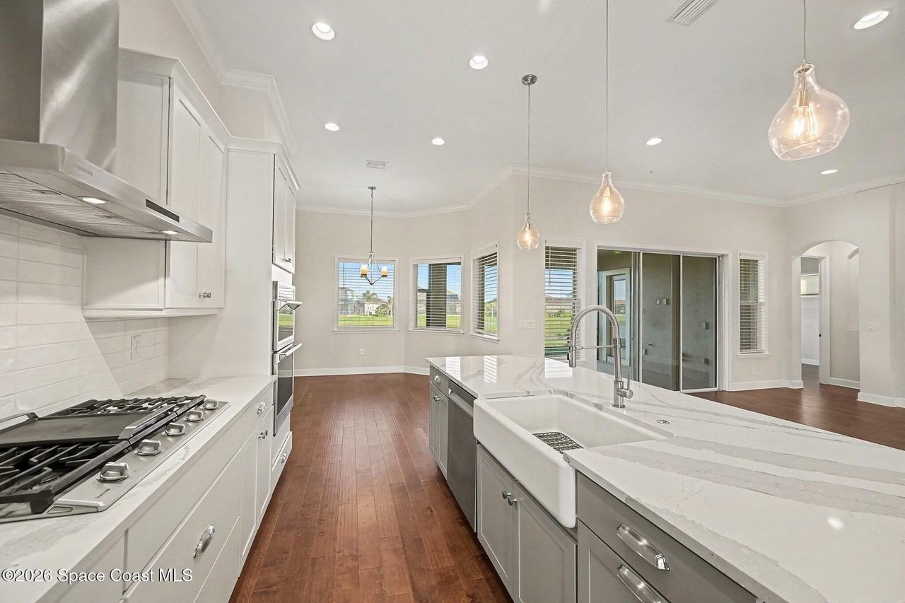 8321 Paragrass Ave - Photo 5 of 30