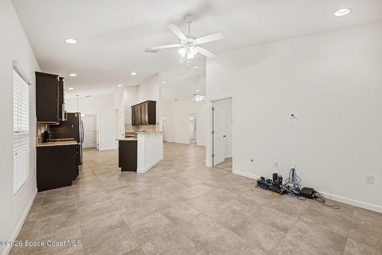 1928 Attilburgh Blvd - Photo 7 of 25