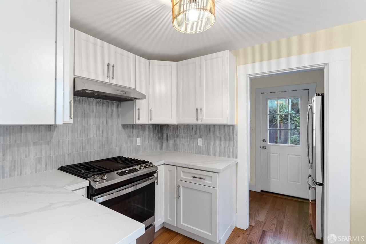 689 43rd St - Photo 6 of 42