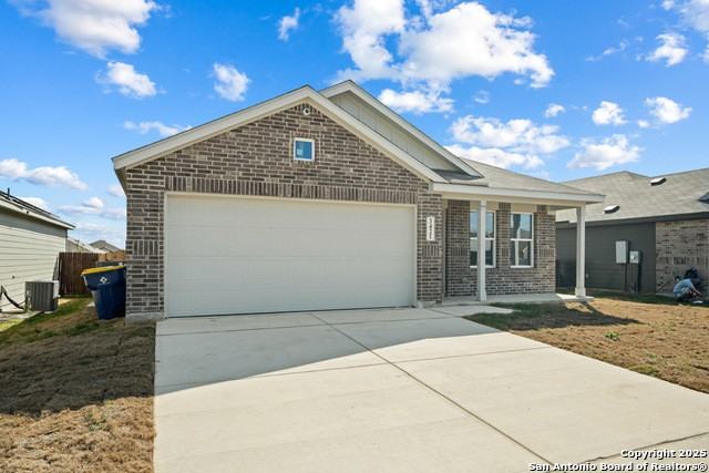 3421 Sky Pl - Photo 4 of 20