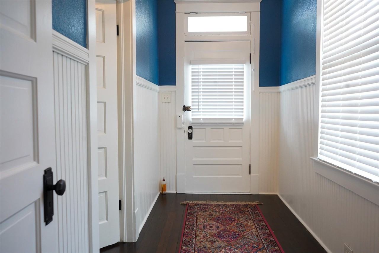 2 2826 Avenue P1/2 - Photo 3 of 22