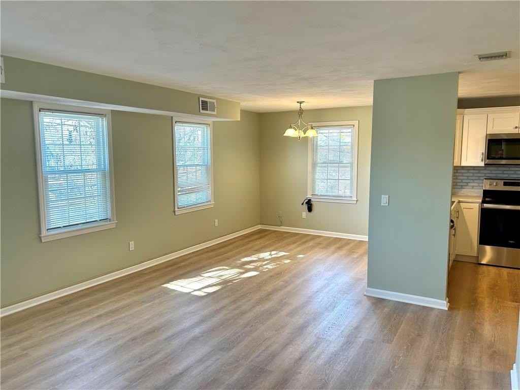 101 Marlborough St Apt 2 #2 - Photo 5 of 13