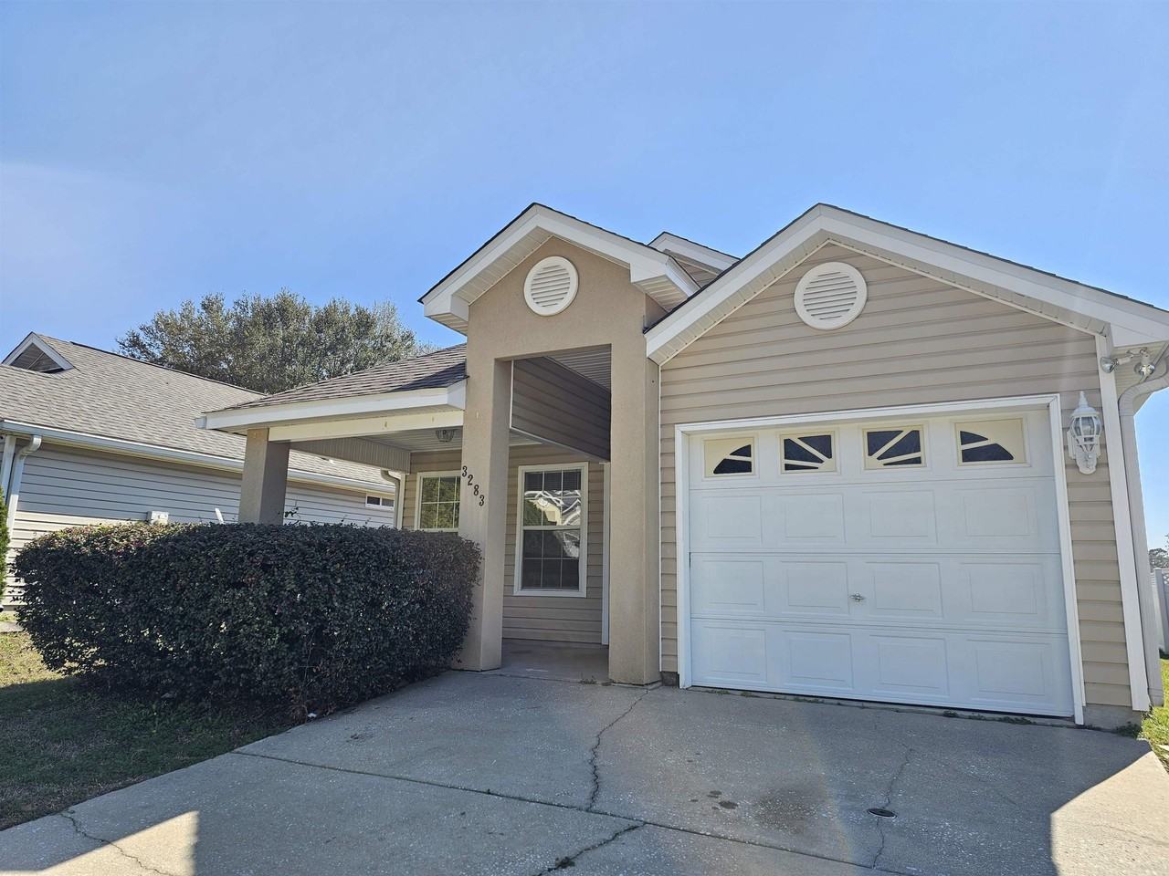 3283 Emerson Ln - Photo 2 of 34