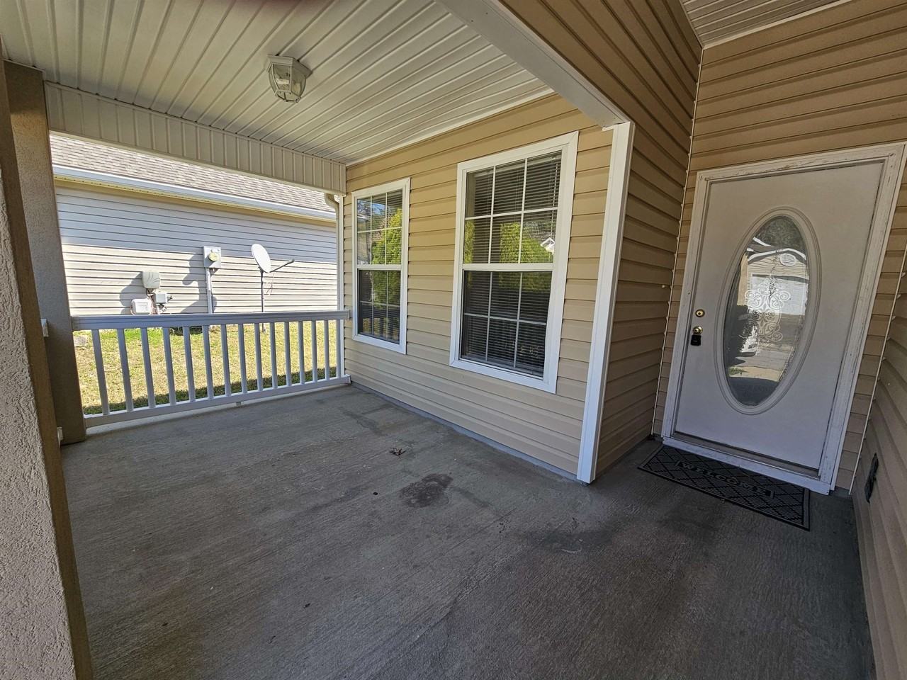 3283 Emerson Ln - Photo 3 of 34