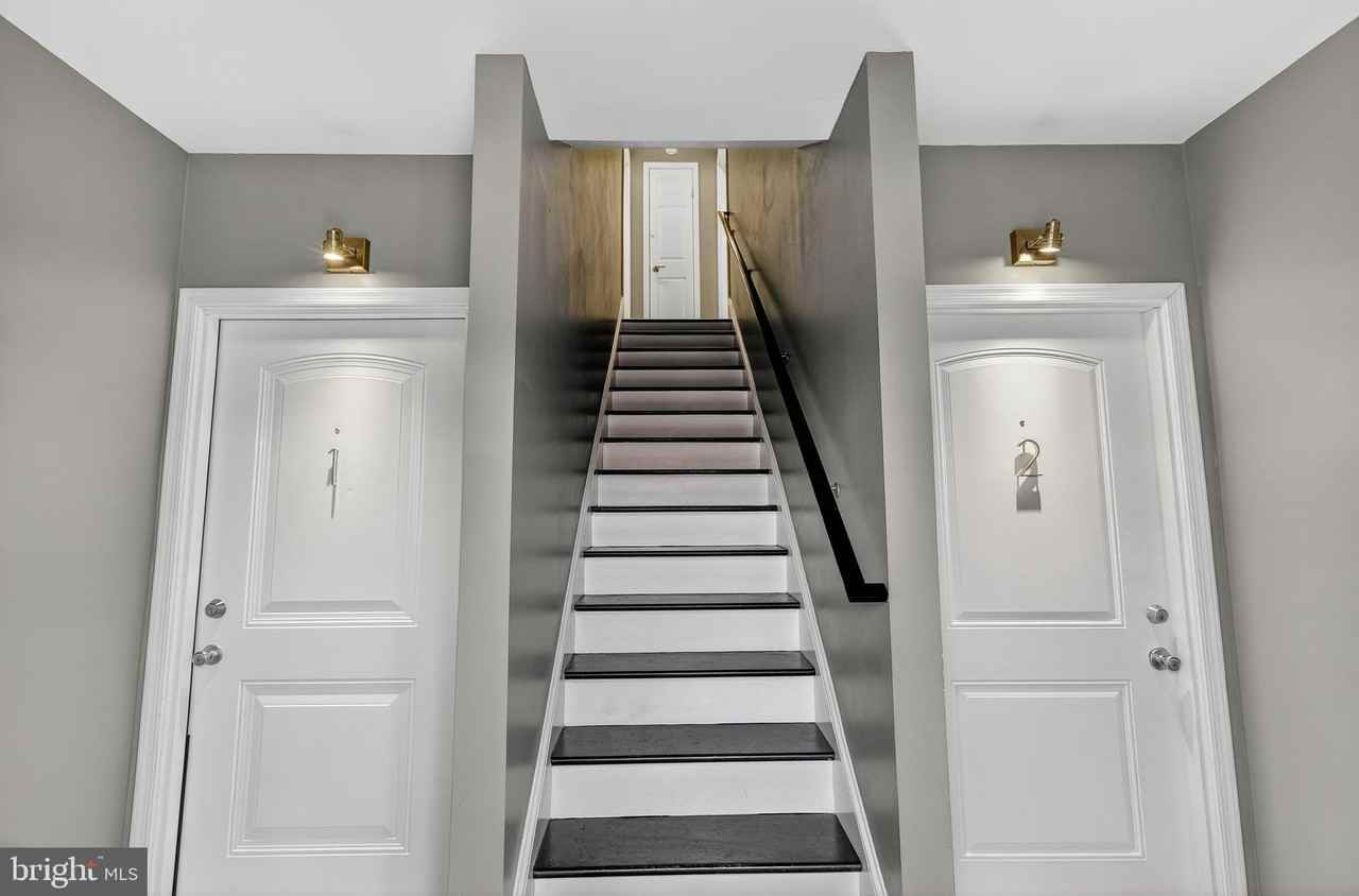 5619 1st St Nw Apt 2 #2 - Photo 3 of 27