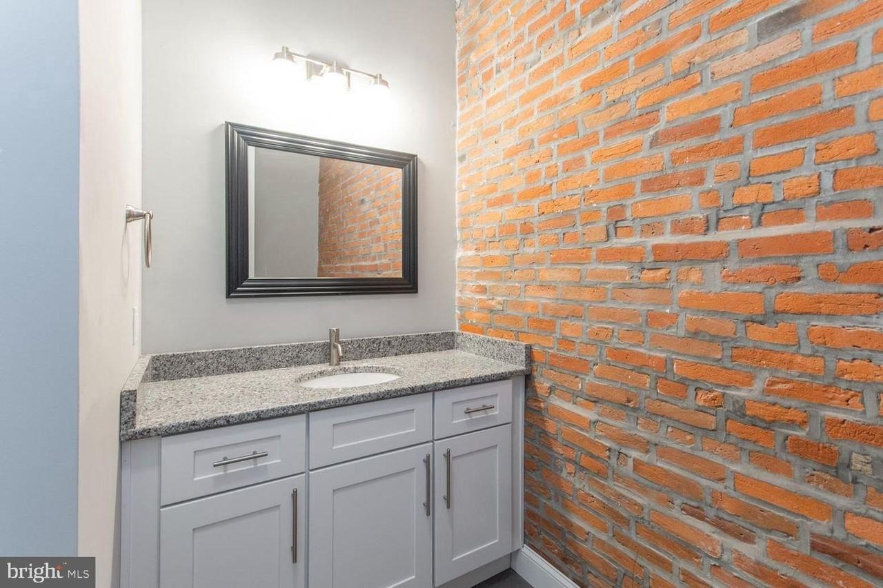 1821 Delaware Ave Unit A #A - Photo 6 of 10