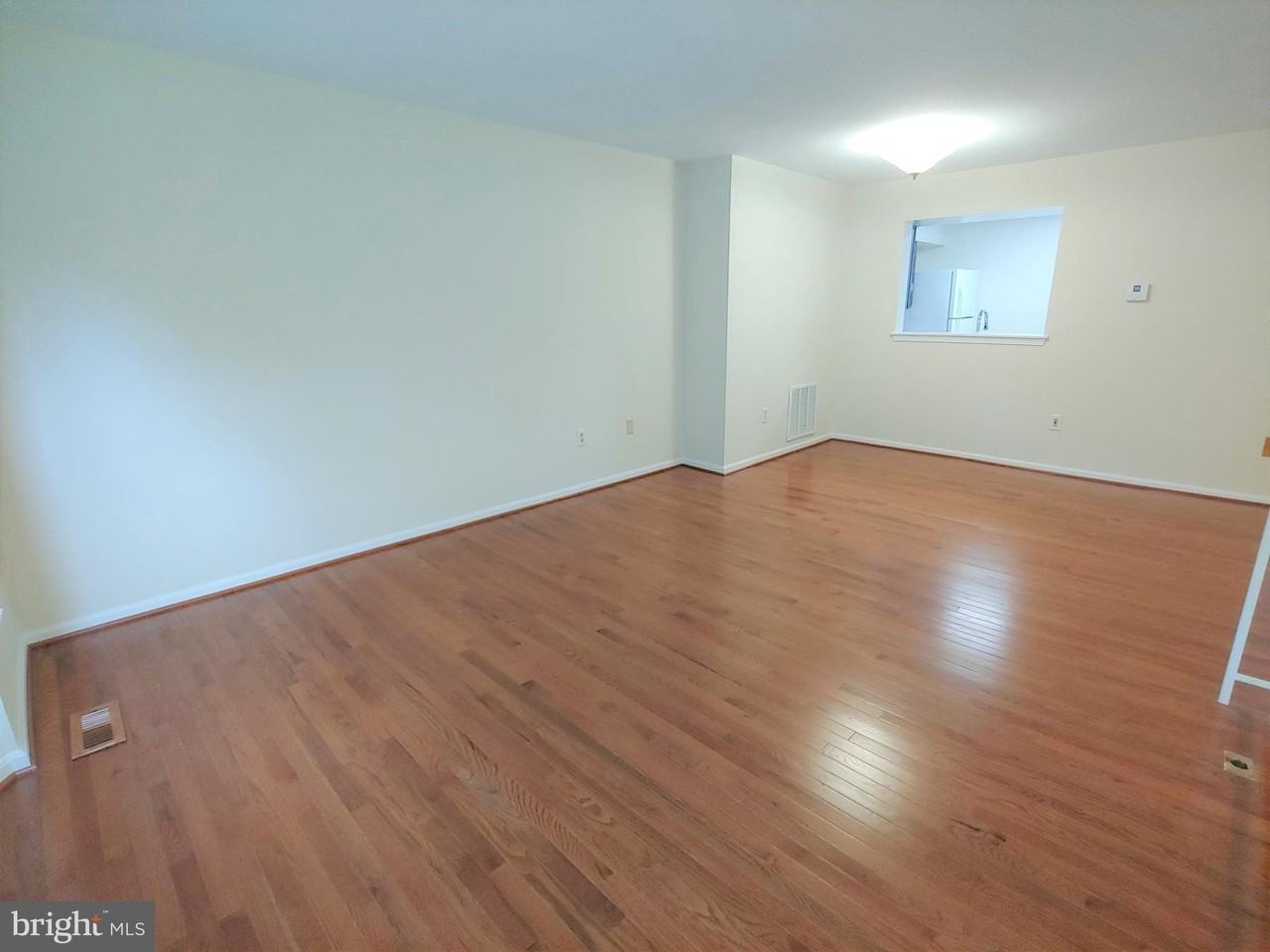 1619 Howard Chapel Ct - Photo 5 of 26