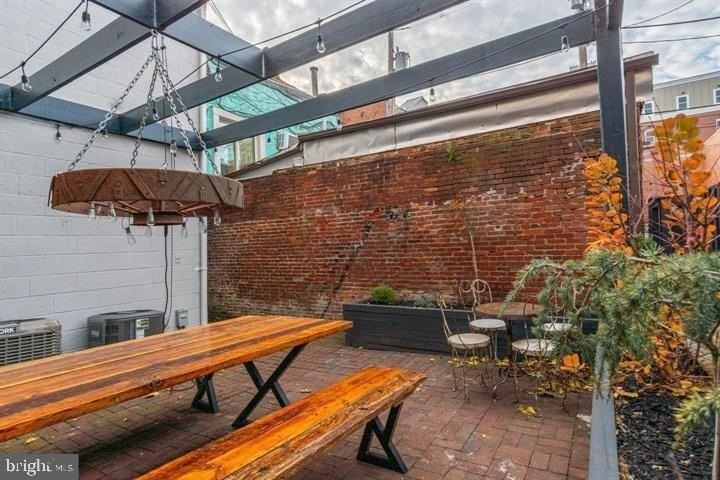 1722 Aliceanna St Apt 2 #2 - Photo 7 of 8