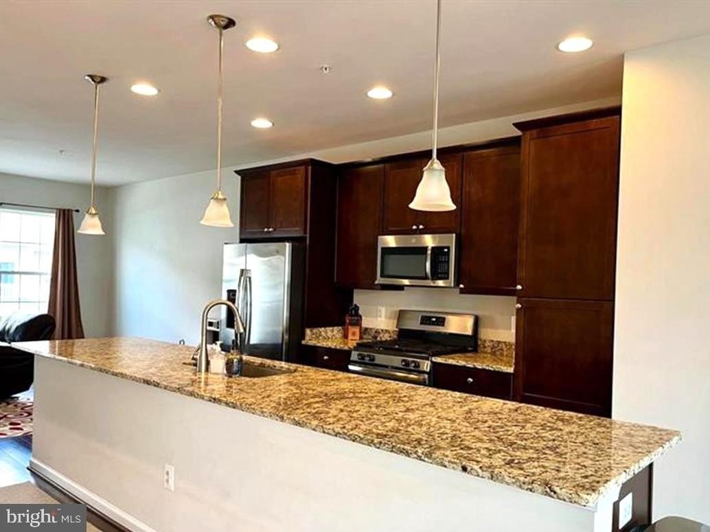 5975 Krantz Dr - Photo 4 of 22