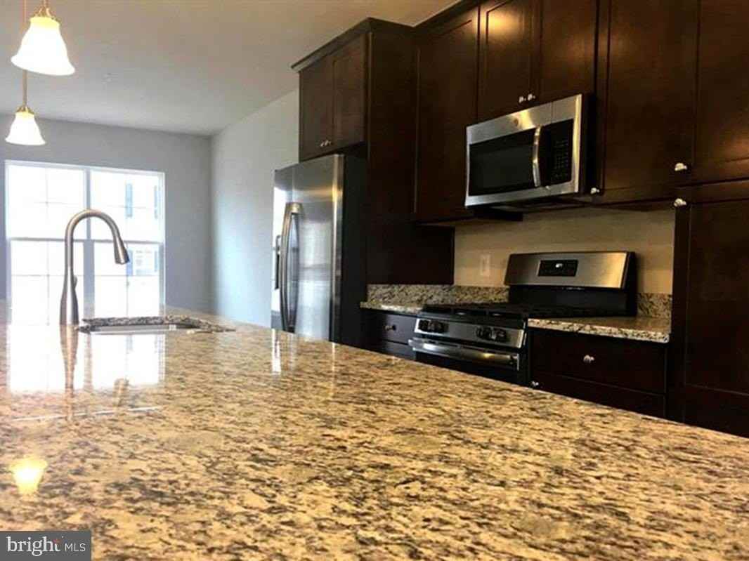 5975 Krantz Dr - Photo 6 of 22